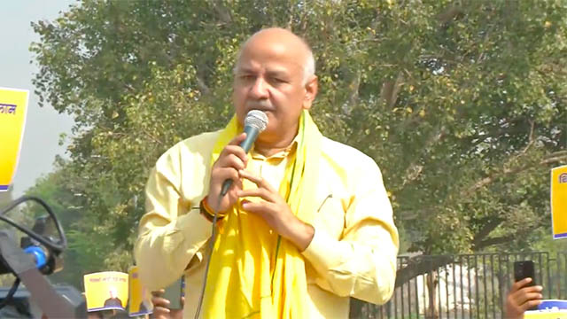 A Delhi court ruled on Saturday, March 4th, that Manish Sisodia's Central Bureau of Investigation (CBI) custody be extended till Monday, March 6th, Bar and Bench reported. Sisodia, the former deputy chief minister of Delhi, filed a bail plea on Friday, March 3rd. The court will hear his bail plea on March 10th. During the proceedings, Sisodia alleged mental harassment by the CBI. On the other hand, allegedly citing non-cooperation from Sisodia, the CBI requested his custody for three more days. CBI arrested Sisodia on February 26th for his alleged involvement in the Delhi excise policy (now-scrapped) scam. After the arrest, Sisodia approached the Supreme Court but the apex court told him to move to the Delhi High Court first.