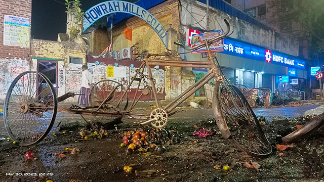 Heavily armed Ram Navami rally allegedly went violent in Bengal's Howrah near the secretariat