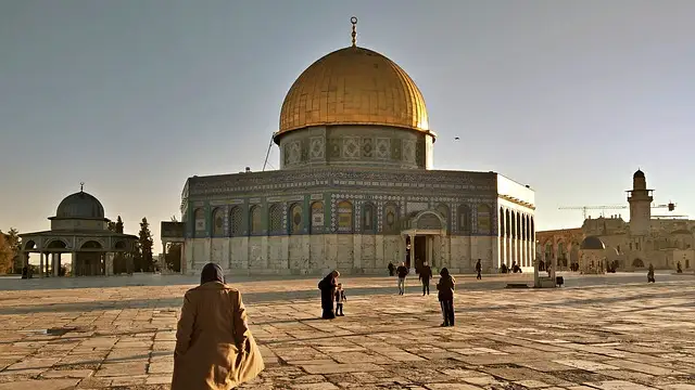 Left-wing Palestinian resistance force PFLP has condemned Itamar Ben-Gvir's storming of Al-Aqsa Mosque on Sunday and called for confrontation.