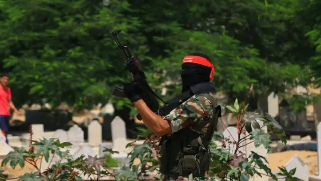 Left-wing Palestinian resistance organisation PFLP has hailed Yemeni Armed Forces' hypersonic missile strike on Israel's Ben Gurion Airport.