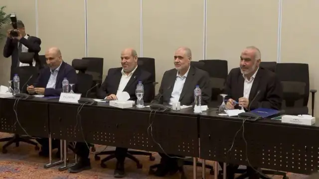 Palestinian resistance Hamas has signed the Gaza peace deal, an act that US President Donald Trump has lauded, yet Israeli attacks continue.