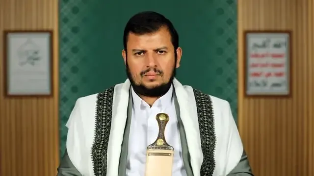 Yemen's Houthi leader, Sayyed Abdulmalik Badr El-Din Al-Houthi, slams Israel, while the armed forces hit Tel Aviv with a hypersonic missile.