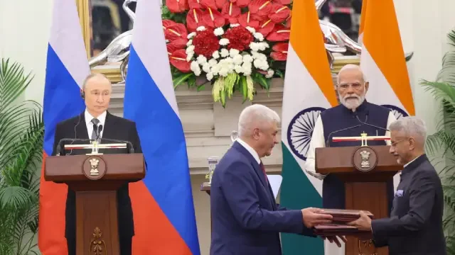 Gaza and Iran issues mentioned in India-Russia declaration, signed during Putin's visit, exhibit how Moscow bends to appease New Delhi.